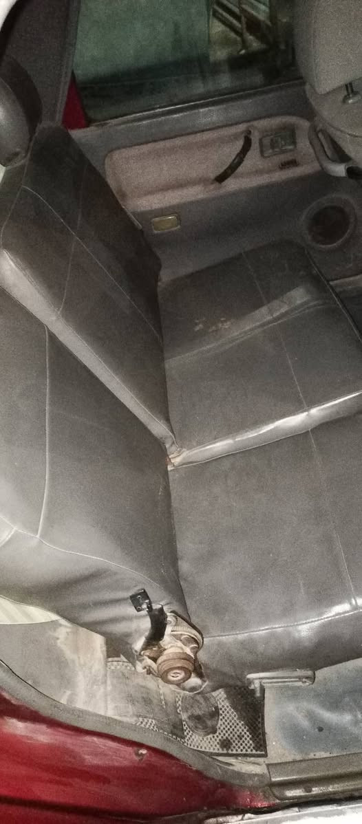 السلام عليكم 
جيب شيروكي  للبيع سياره مال بيت نضيفه ما عوزها شي 
بسمي السعر ب40 الناصريه المركز 
للاتصال ***********
