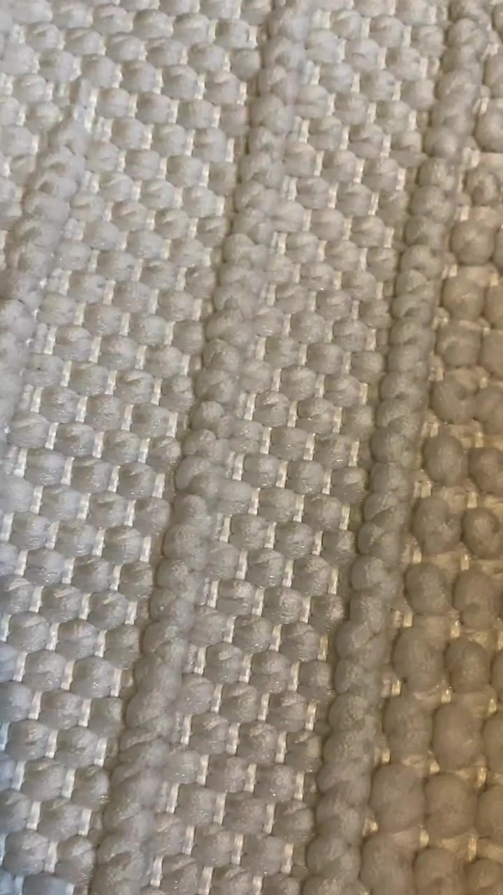 زوليه حياكه تركي ٢ ونص في ٣،٥ سعرها ٧٠ حياكه بارز


**إذا كنت صاحب هذا الإعلان وتريد حذفه لأي سبب، رجاءا أرسل رسالة إلى الدعم الفني**