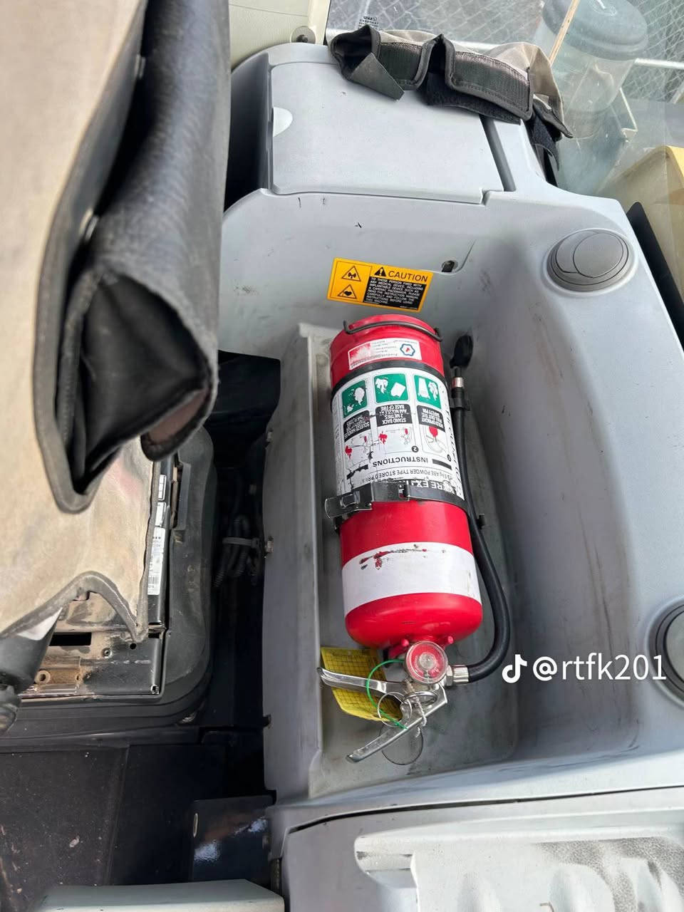 بسم الله الرحمن الرحيم
شفل دخول جديد موديل 2020 كفاله عامه 

حجم 80 ما مشتغل بالعراق كفاله من الصبغ والفتح 

مكينه واحد على واحد فول مواصفات اخت الزيرو 

مكان ناصرية مركز للاستفسار 
***********
