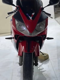 f4i 2004 600cc مكينه مفتوحة مشتغله يم كابتن دانه  نضافته مثل مموضحة بل...