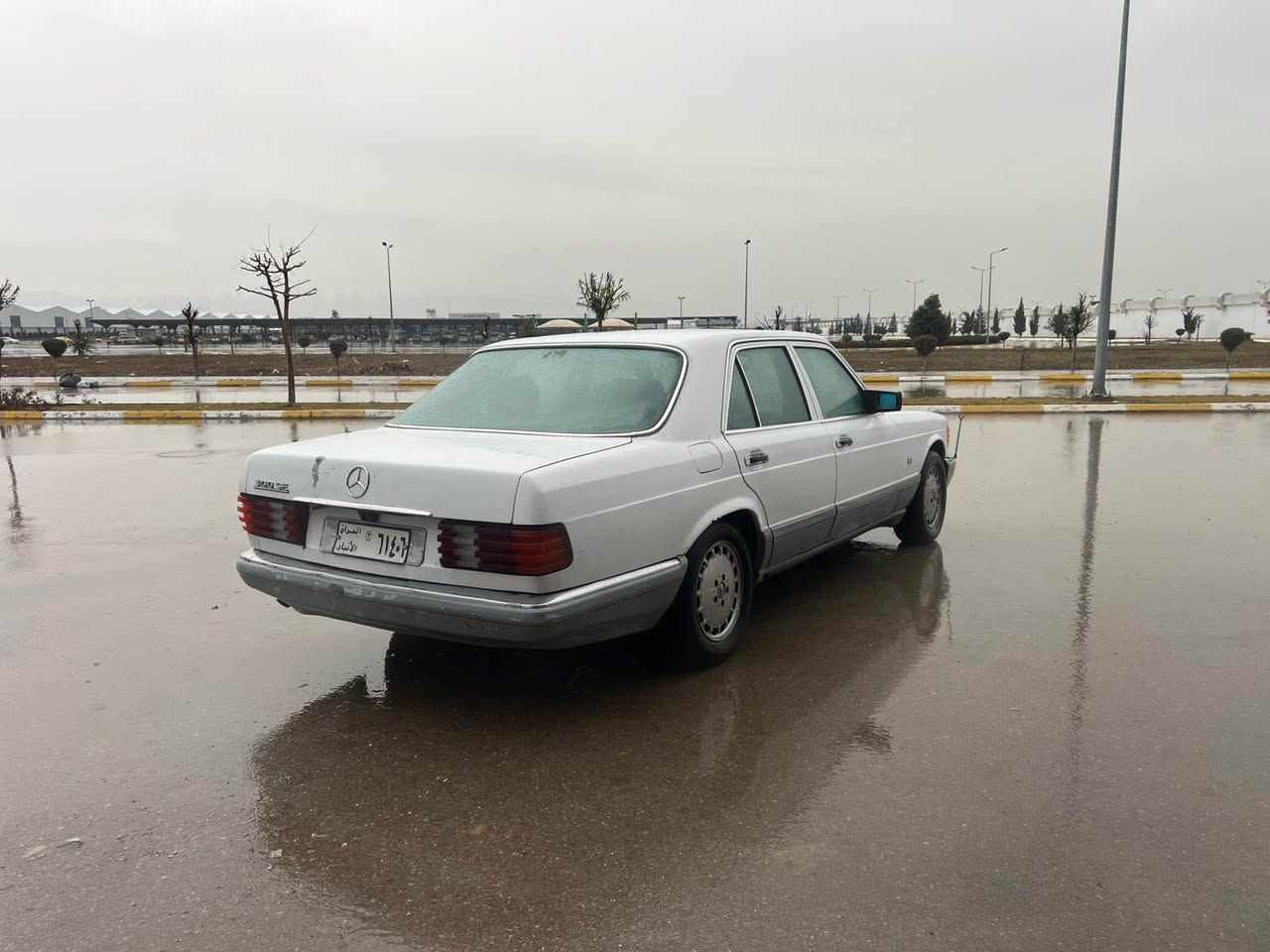 سە رەتابەناوی خوای گەورەو میهرەبان  مارسیدس  سەنەوی جنووب و بە شەرتی حاسیبەو ئە وەلیات و موو سوو براوە. وپیشودوای جرکە ی تیانیە و گشت گیانی ئیشە کات  گیرومەکینە ڤی ڤیتی و ٣٠٠٠هەزار گیرئۆتۆماتیک وحادی نمونەی جوانی  پیشوودوای دەحمی نیە. سحری ٢٤گەلا شوین سلیمانی ***********
*********** السليمانية, العراق
