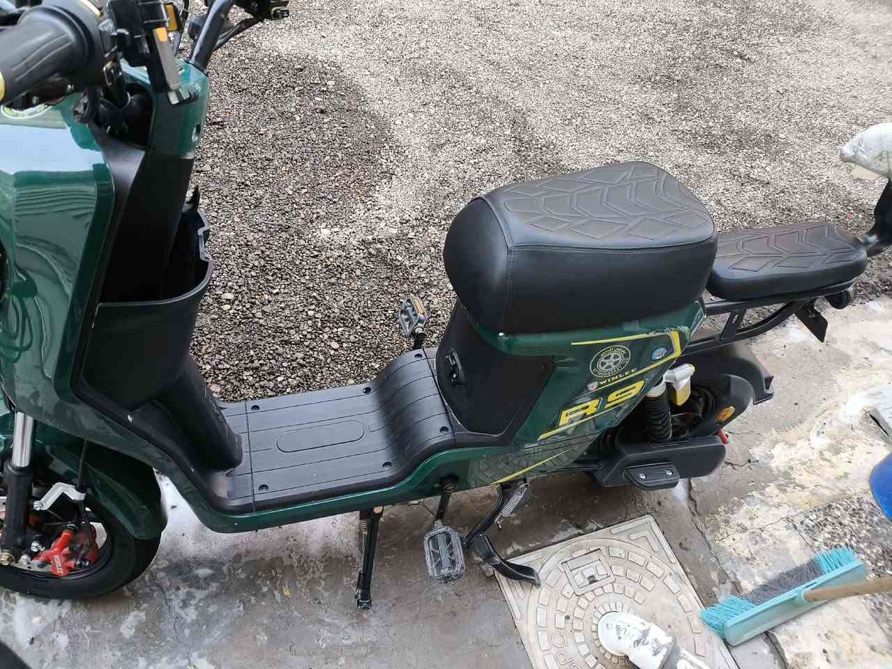 سلام عليكم دراجه ار 9شحن 5بطاريات 32امبير نضيفه كلش بس جاملغ المامي مفطر ولاحمه باقي دراجه ع فحص معروفه ار 9للبيع رايده 350وبي مجال قليل هاذ رقمي ***********مكان الدوره ابو دشير
