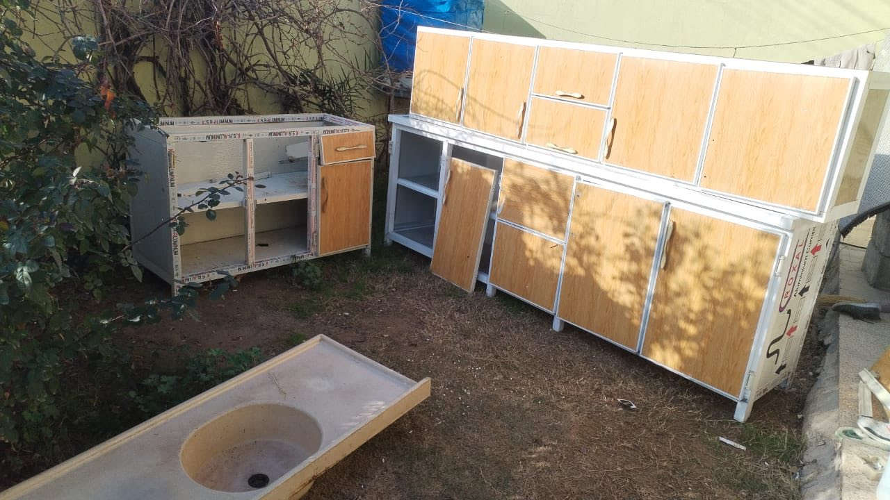 حرف ئێل ۹٥ الف مجال 
کونتر للبیع ۱٤٥ الف 
اربیل زیرین ستی  طریق مسیف


**إذا كنت صاحب هذا الإعلان وتريد حذفه لأي سبب، رجاءا أرسل رسالة إلى الدعم الفني**