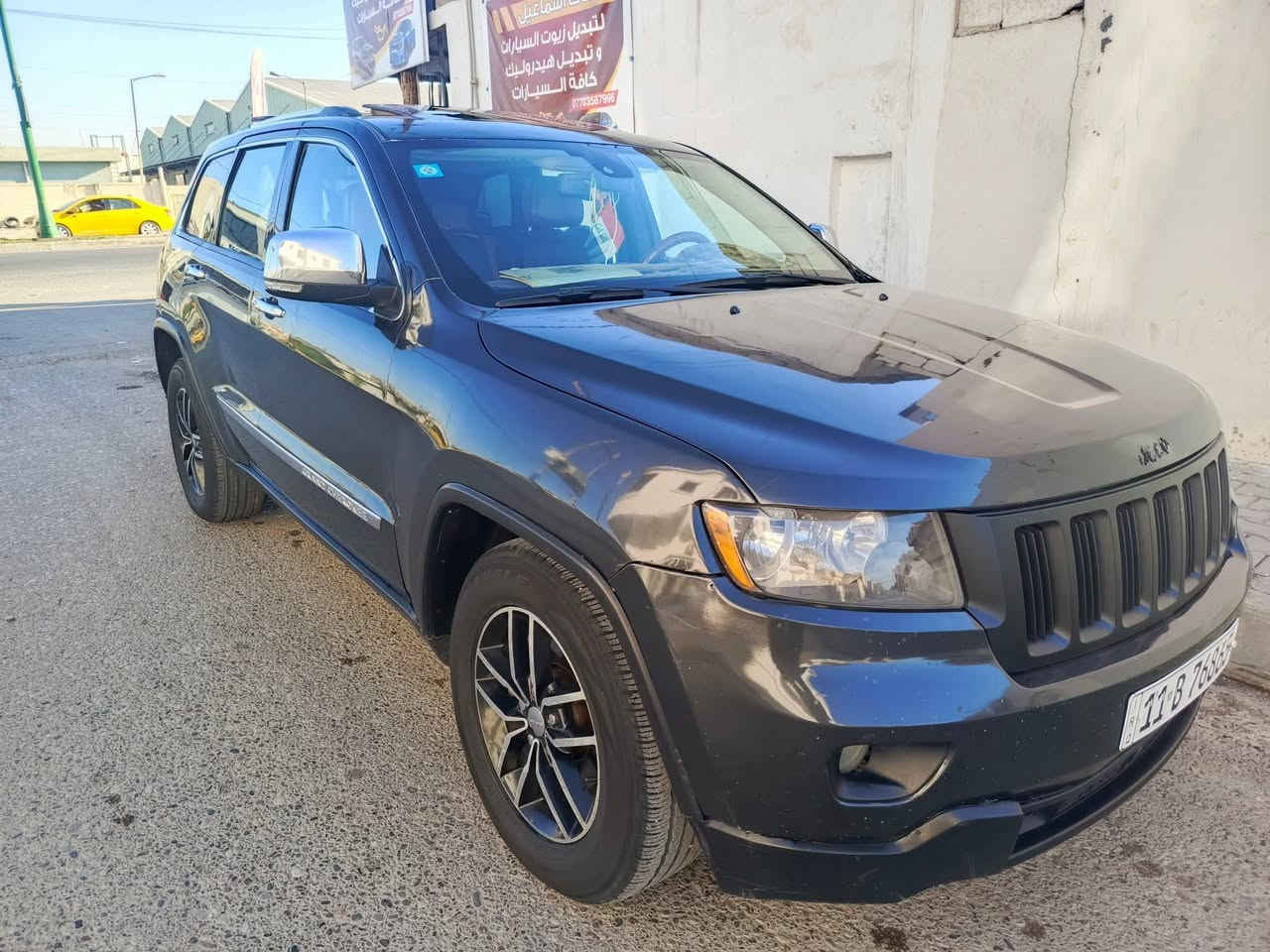 للبيع موديل 2011 سومت فول فول رقم بغداد دولي مشروع محرك هيمي 5700 RT داخله كلين بدون حادث بدون ارباك بيه صبغ قطع ابيع حزام محرك كير بشرط سعر ١٤٠ بي مجال مراوس هم يرهم جارجر اوبامه من ١١ وفوك مكان كركوك رقم ***********
