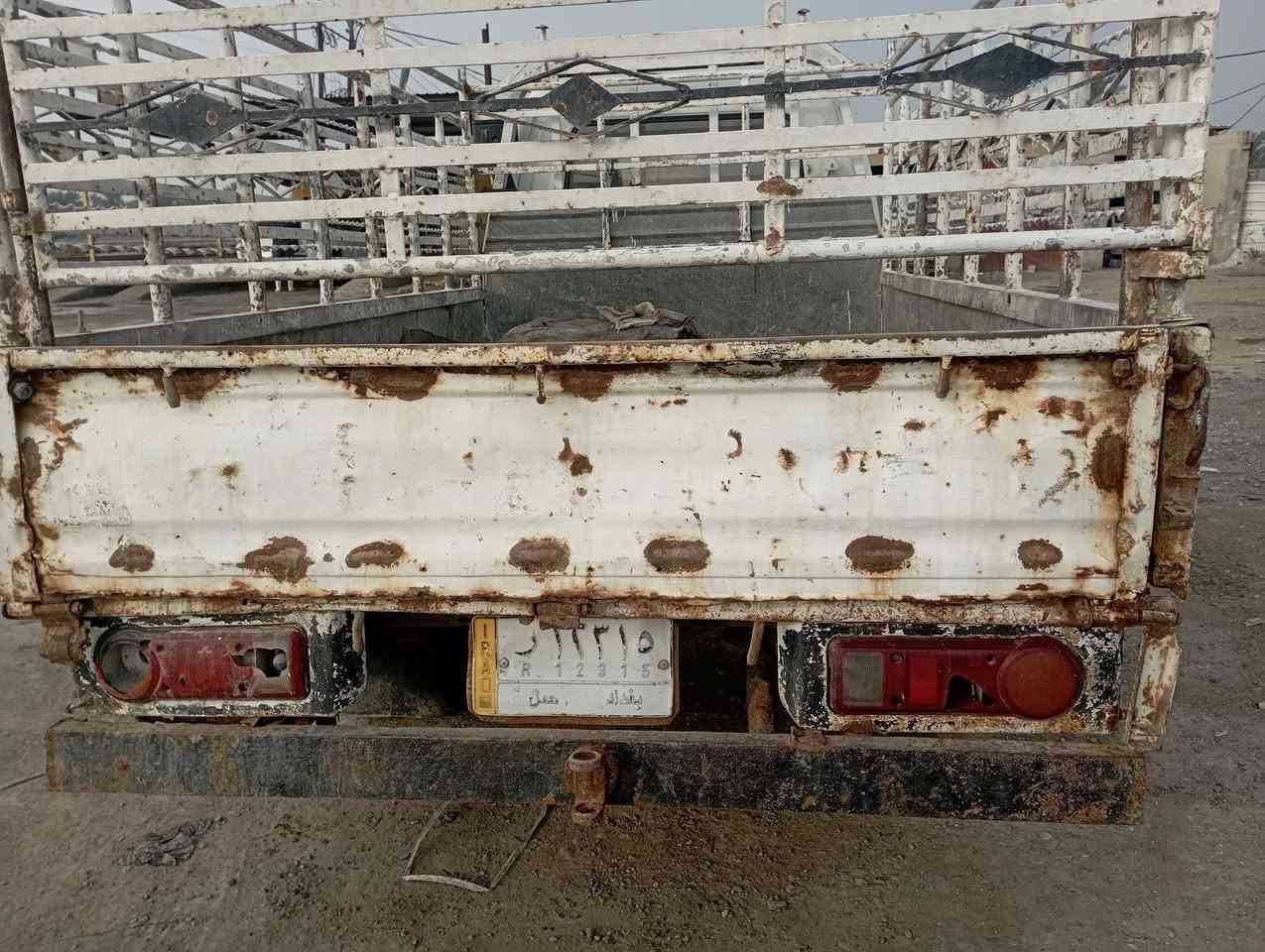 السلام عليكم كيا هونده موديل 98 رقم بغداد مكينه وكير بنكو خير من الله تخم تاير سبعه جنكال باتري جديد تحويل مطلوبه 460 سعر 17 قفل *********** ***********
