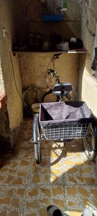 للبيع العنوان المدينة الصدر قطاع 26 السعر 300 للاتصال على الرقم 077359...