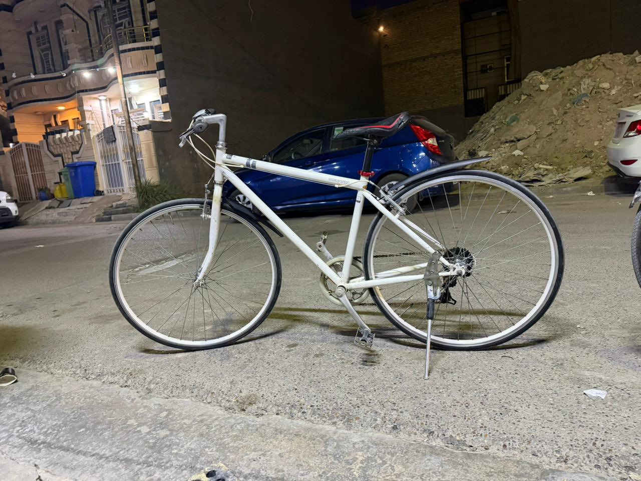 السلام عليكم
شباب باسكلين كلش حلوات ياباني اصلي اي نقص مابيهن بريكات عكرب كله نضيف واحد ابيضّ والثاني زيتوني شذره لون كلش حلو 
اي نقص مابيهن سعر الواحد ب 90 ألف 
مكاني بغداد حي جامعه ***********
