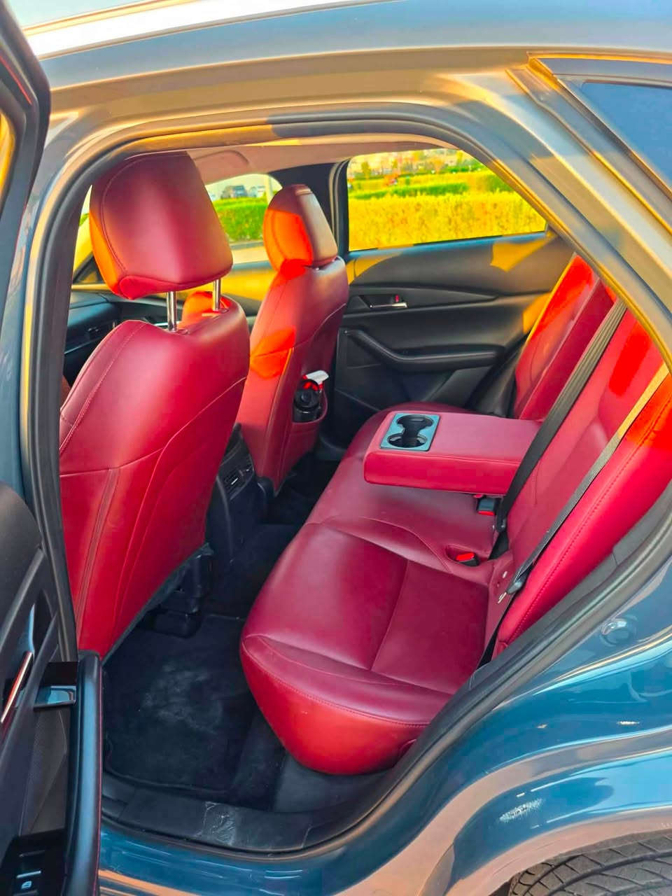 🚗 Mazda CX-30 Model 2024 (نمونە لە پاکی) 🚗
تایبەتمەندییەکان و زانیاری سەیارەکە:
• مۆدێل: 2024
• تایتڵ: کلین تایتڵ (بێ بۆیاخ و بێ ئێرباگ)، تەنها یەک بست PDRی هەیە بێ ئەوەی دیار بێت.
• مۆدێلی مەکینە: 2.5 لتر (بێ تۆربۆ) - مەکینە مەرغوب.
• سیستەمی ڕاگرتن: دەبڵ ئەکسل (AWD).
• ڕووبەری ڕۆشتن: 35 هەزار کیلۆمەتر (زۆر تازەیە).
• مواصفات: فول مواصفات (تەنها داتاشۆ نییە) – ناو سور، شاشە ئەلیکترۆنی، گێڕ ئۆتۆماتیک و عادی، برێک دەست ئەلیکترۆنی، ئەوتۆ هۆڵد، کوشن هیتەر، کامل ڕادار و ڕاداری خەتی جادە.
مەرج و تەندروستی:
• تازە سێرڤسی عامی بۆ کراوە و هیچ مەسرەف و نقوستانییەکی نییە.
• بە شەڕتی گێڕ، مەکینە 
لە کوێیە؟
📍 شوێن: سلێمانی
💰 نرخ: 173 وەرەقە (17,300$) و مامەڵەی تێدایە.
📞 ژمارەی پەیوەندی:
📱 ***********
📱 ***********

للبيع: مازدا Mazda CX-30
 الموديل: 2024
 الحالة: كلين تايتل (عنوان نظيف)، بدون صبغ (بدون طلاء)، إيرباجات سليمة 100%. توجد فقط تعديل عالبارد (PDR) بمقدار شبر واحد بدون أن يظهر نهائياً. السيارة بحالة الوكالة (نموذجية).
 المواصفات: فول مواصفات (عدا الداتا شو/الهيد أپ ديسپلاي).
 المسافة المقطوعة: 35 ألف كيلومتر (جديدة جداً).
 المحرك: المحرك المرغوب 2.5 لتر (بدون توربو)، دفع رباعي (دبل أكسل).
 ناقل الحركة (الغير): أوتوماتيك وعادي (ستيبترونيك).
 المقصورة الداخلية: داخل أحمر.
 الميزات والتقنيات:
 شاشة إلكترونية
 بريك دست (هاندبريك إلكتروني)
 نظام رادار كامل
 رادار تحديد المسار (تحديد الخط)
 نظام Auto Hold
 تدفئة كوشن (تدفئة المقاعد)
 الصيانة: مسروفيات كاملة ومسوى لها سيرفس عام حديثاً، لا تحتاج لأي مصاريف، بشرط الغير والمحرك والشاسي.
 السعر: 173 ورقة (17,300 دولار) وقابل للمُعاملة (التفاوض).
 الموقع: السليمانية.
للتواصل:
***********
***********
