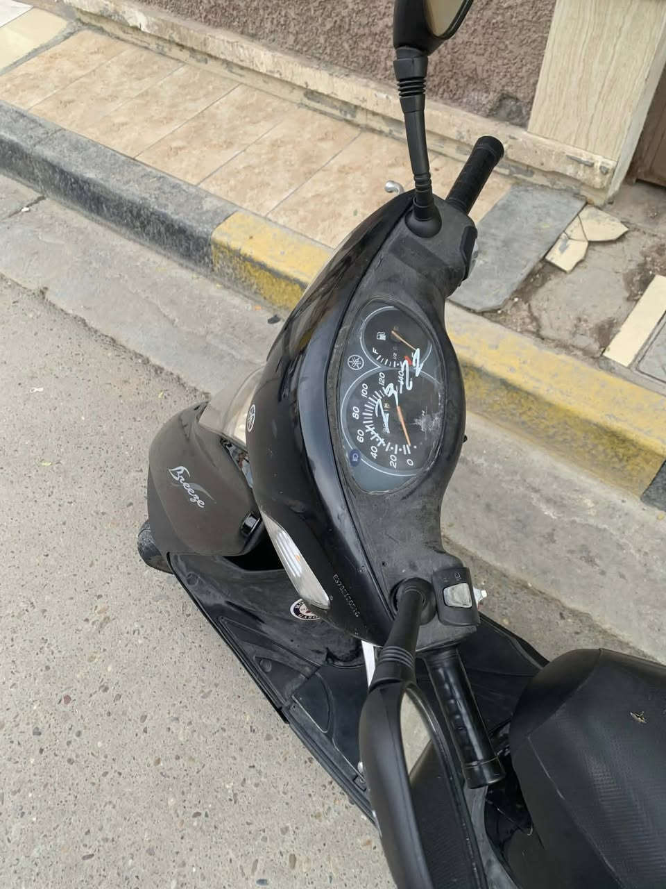 بريز جديده لوك ختم واحد مكينه خرسه اذا تسمع صوتهه لتاخذهه جيب فيتر وتعال افحص تايرات دبلات جديده العنوان الشعب ***********
