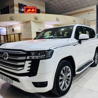 لاندكروز ٢٠٢٢ • ماشي ٤٠٠٠٠ • فول مواصفات