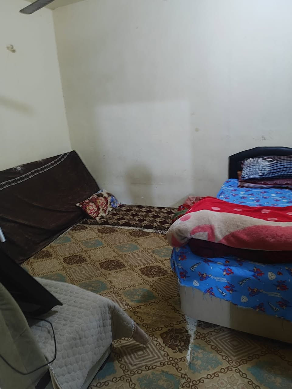 بيت 65 متر بستنه عقد 25 للبيع 75 مليون وقابل للتفاوض شارع ابو طالب ع
ربع ساعه مشي للإمام الحسين ع 
تفاصيل اكثر الاتصال على هذا الرقم 
***********
