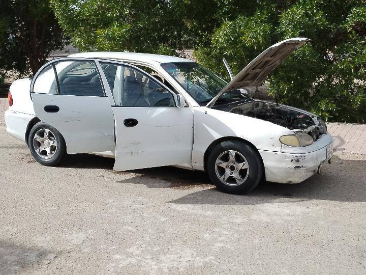 يالله سلام عليكم اخوان سياؤة اكسنت بوليسي موديل٩٦ سياره جاهزة من كلشي  وكلشي بيها شغال ادق التفاصيل خير من الله رقم انكليزي جديد وسنوية ٢٩ رقم الهاتف ***********
بسعر مناسب مستعجل ع البيع
