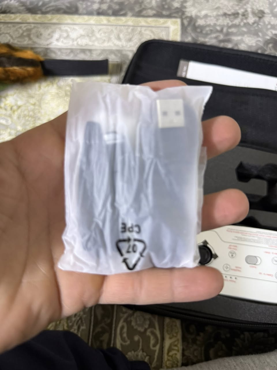 سلام عليكم هذا درون طلعلي بل dhl الماني.
بدون بطارية. اطونه بي سعر. الكوالتي مالة مامطروق  والي عنده بطاريته يدزلي. اخذة الية اذا اكو 😅


**إذا كنت صاحب هذا الإعلان وتريد حذفه لأي سبب، رجاءا أرسل رسالة إلى الدعم الفني**