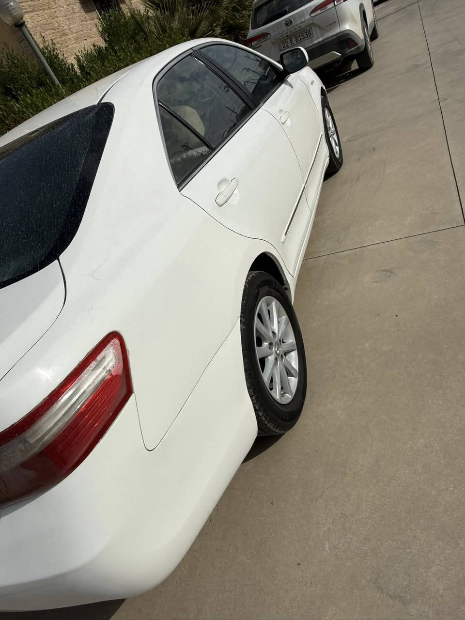 کامری ٢٠٠٧ بۆ فرۆشتن ٣ پارچەی پشتی هەیە  سعری ٨٥ محاملە  شوێن هەولێر پەیوەندی ***********
