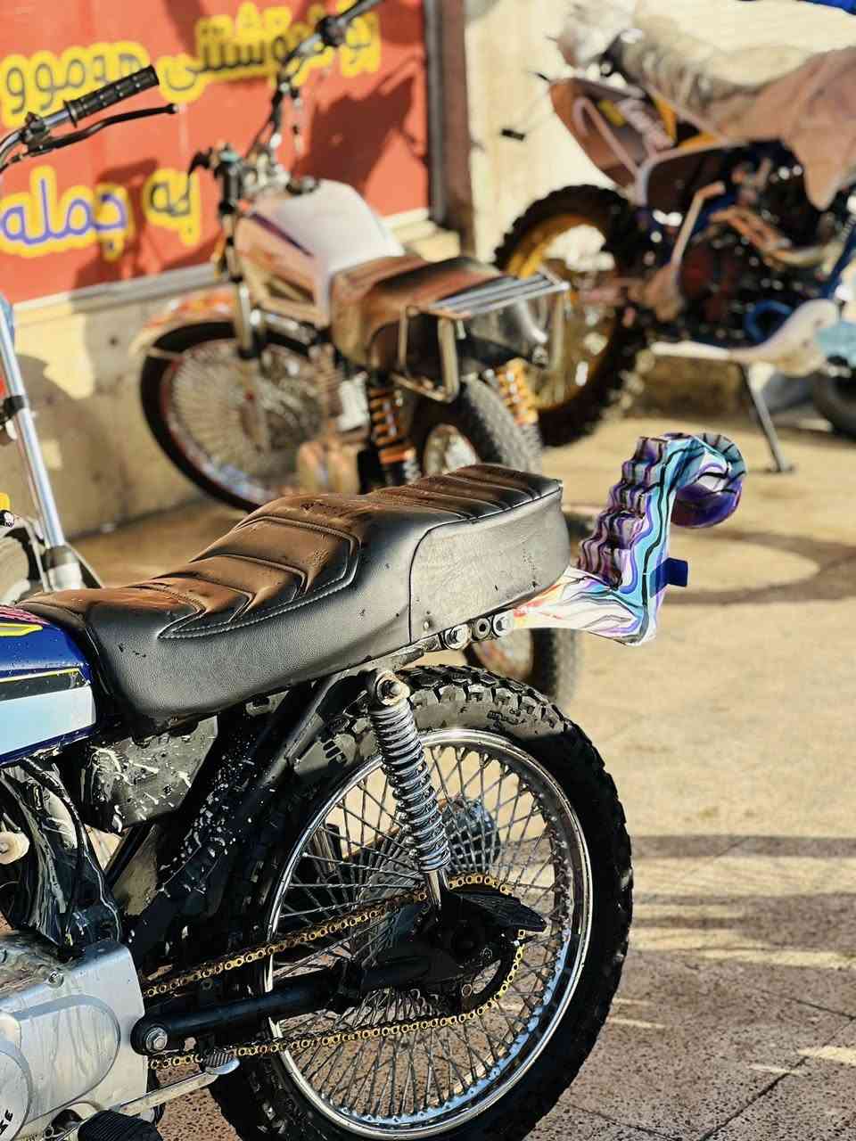 بؤ فرؤشتن و گؤرينه وه Intinez 2024 مه كينه كه بس فول عه ره بي پاشكوي باكستاني فول سه نته ر كامل يه ك تاقمم زور زور به قه وه ته به شه رتي 4 كه پس بيش بكات ماله كه دياره سعري هه رزانه سعري 430 و معامه له شوين سليماني *********** ده ستت خوش ئه دمين
