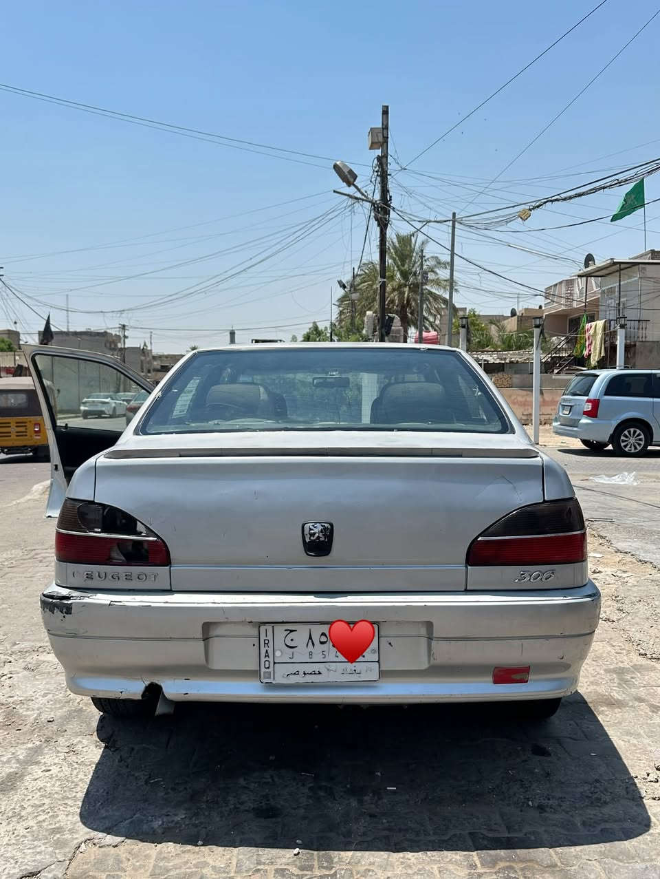 سلام عليكم للبيع بيجو فرسني 306مديل 2002تخم تاير جديد بااسمي رقم بغداد تحويل ثاني يوم  مشروع وطني تبريد  شغال وكهربائيات كاملة بيها نواقص كلش بسيطة والسياره بلادية بدون صبغ *********** ابو علي مكاني بغداد قرب جزيره بغداد السياحية ممتواجد ع نت رحم الله ع والديكم لحد يراسلني ع ماسنجر
