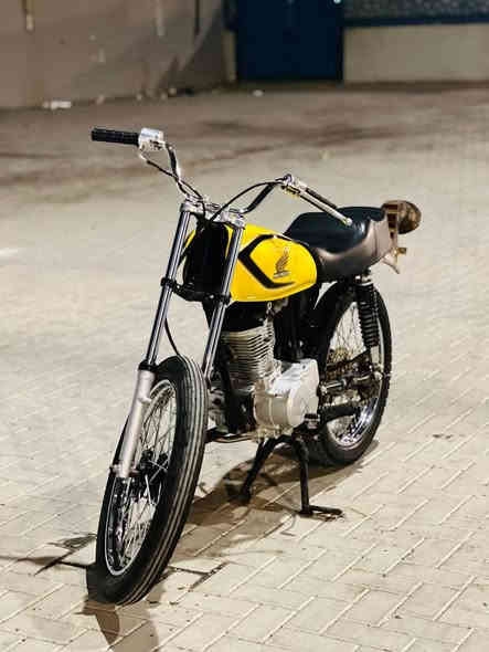 سيجي نامه تعمير قبل شهر ونص الدراجه جيس برغي ما ناقصها تعمير كله اصلي نهضه ومعدل شرط مكاني 5ميل السعر 650 وبيها مجال بسيط باقي التفاصيل هـ ***********
