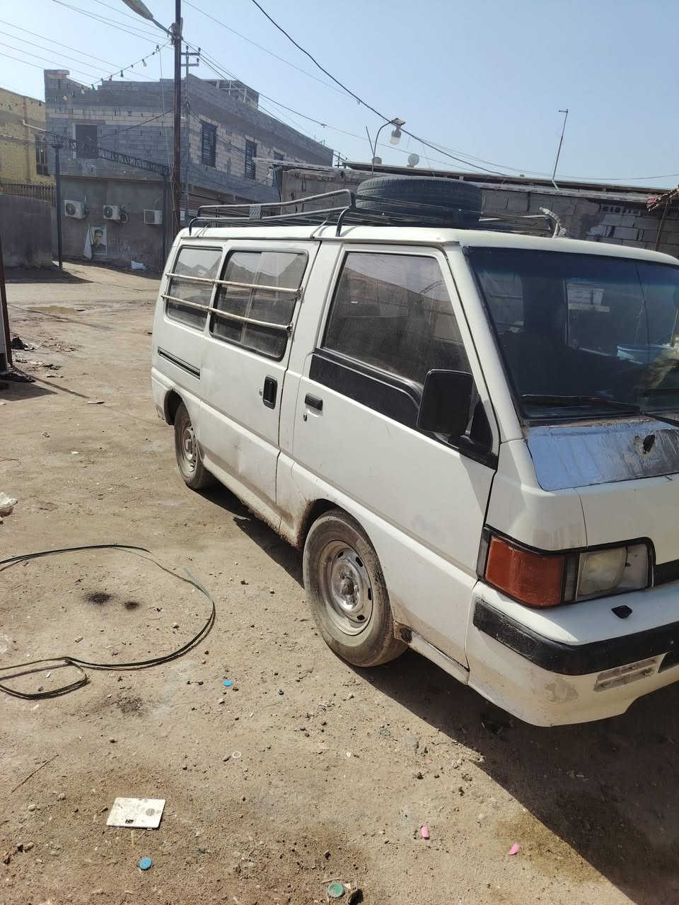 سلام عليكم كية للبيع مستوبيشي ٨ راكب رقم خصوصي مكينة بيهة تبخير بصرة شط العرب ***********
