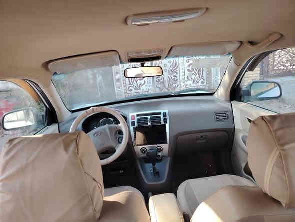 توسان 2010 كفاله عامه من الصبغ والضربه تخم تاير جديد باتري جديد مكينه كير مكفول السعر 130 بيها مجال قليل سياره جديده وحله من الصور رقم ***********
