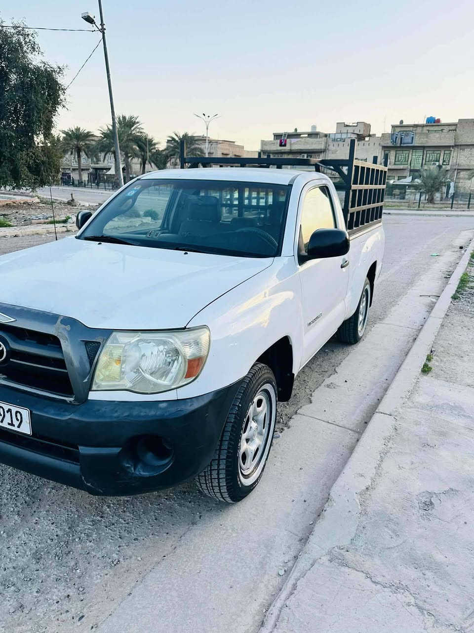 السلام عليكم تويوتا تاكوما موديل 2008 ماشيه 88 كم بغداد رحمانيه الشعله السعر 87  للاستفسار ***********
