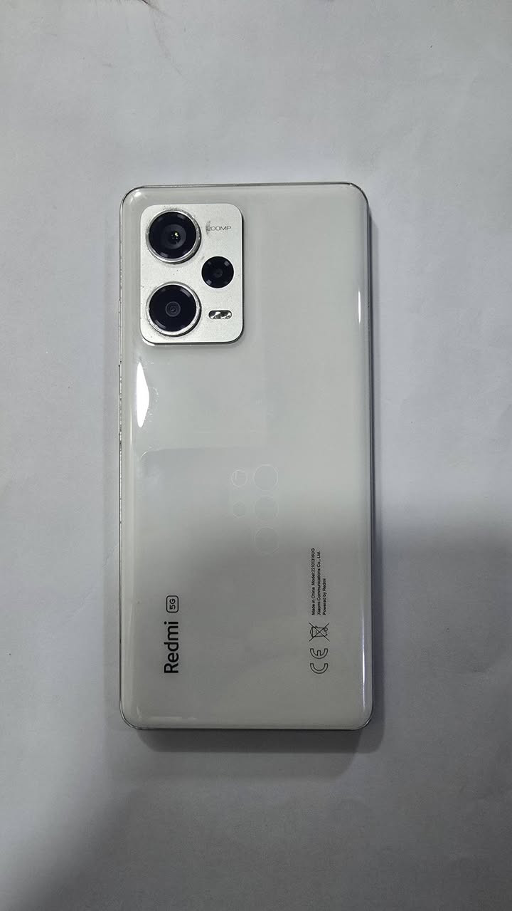 Redmi Note 12Pro+5G
ريدمي نوت ١٢ برو + ٥G

اسم الجهاز ☝️

متاح ،،،،بغداد العبيدي
السعر (225) الف بي مجال قليل
نضافة الجهاز  95 ٪ 
بلادي مداخل تصليح ولا بي اي خلل مكفول
ه_ ***********
ملاحظة : الكارتونه مو مالته +مع الجهاز 5 حافظات وشاحنه
