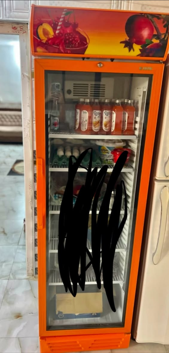 السلام عليكم
للبيع براد كبير 

استخدام بيت 

شغال من كلشي 

نضيف جداً 🔥

المكان صلاح الدين ناحيه يثرب 

السعر 350 وبي مجال 🫱🏼‍🫲🏻

للاستفسار ***********
