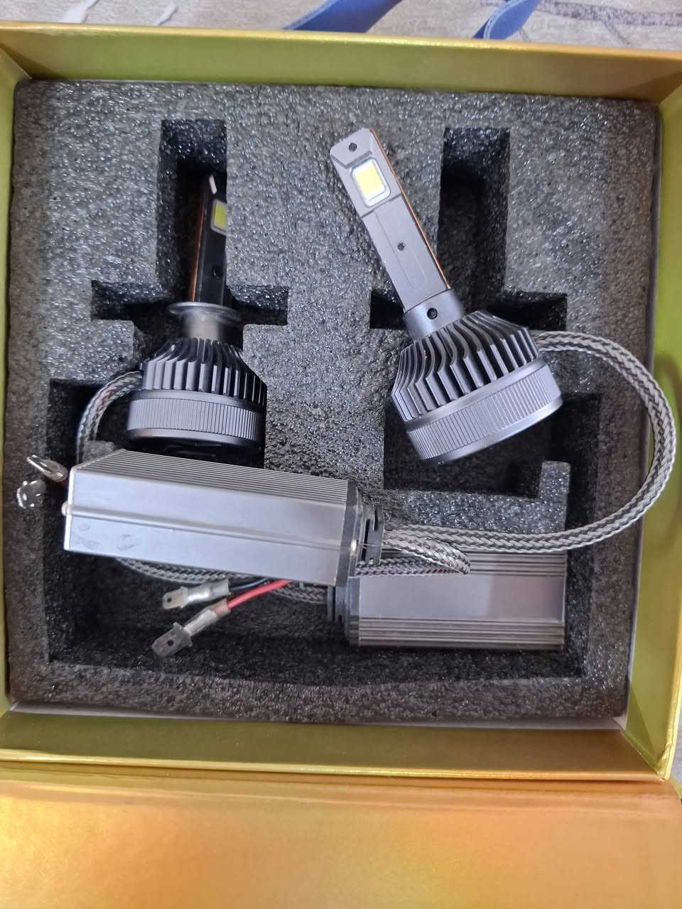 السلام عليكم
بنيد سني للبيع 
معدل على الحار كامل بس يحتاج تصبغ سعره 75
اضائة زينون ابيض سعره 25


**إذا كنت صاحب هذا الإعلان وتريد حذفه لأي سبب، رجاءا أرسل رسالة إلى الدعم الفني**