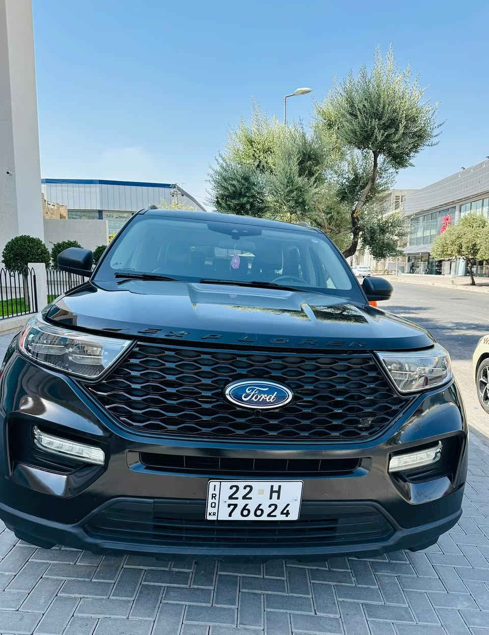 السلام  عليكم ورحمة الله وبركاته
‏‎‏‎       ——— لـلـبـيع  ———

‏‎‏‎فورد اكسبلورر       —  Ford Explorer

‏‎‏‎وراد أمريكي.     —  سعر ( 210$)

‏‎‏‎الموديل           —2021

فئة.                 — XLT /4WD

حجم المكينه   — V4/2300T

‏‎‏‎اللون               — اسود 

رقم شانصى/1fmsk8dh8mga44144 

‏‎‏‎المسافه المقطوعه — 22 ميل

‏‎‏‎حاله السياره. — صبغ قطعة وحدة فقد الجاملغ امامى بس كلير شبر بدون ضرر داخل

‏‎‏‎المواصفات 
‏‎‏‎- بصمة تشغيل 
‏‎‏‎- بصمة أبواب 
‏‎‏‎-تشغيل عن بعد 
‏‎‏‎-ترحيب عند الاقتراب 
‏‎‏‎-كشنات جلد 
‏‎‏‎- رادار جانبي 
‏‎‏‎-رادار امامي 
‏‎- رادار خلفي 
‏‎‏‎- شاشه كبيره تدعم نظام الأبل كار باي ونظام الاندرويد 
‏‎-تدفئة ستيرن 
‏‎-گير ماوس 
‏‎-دبل اكسل 
‏‎-اوتو هولد 
‏‎-اوتو ستوب 
‏‎-هندبريك بصمه 
‏‎-٧وضعيات قياده 
‏‎‏‎-كشنات تدفئة 
‏‎‏‎- ستيرن بحركه كهربائيه 
‏‎‏‎- تبريد مركزي 
‏‎‏‎- بگ لايت LED 
‏‎-صندوق كهربائي 
‏‎-كشنات VIP 
‏‎‏‎- كود باب 
‏‎‏‎-كرسي السايق والراكب بحركه كهربائيه
‏‎‏‎-تحكم ستيرن جهتين 
‏‎‏‎-تحديد سرعه 
‏‎‏‎-مانع انزلاق 
‏‎‏‎-ليد نهاري
‏‎‏‎-كامره خلفيه دواره 
‏‎‏‎باقي المواصفات المعروفه 

صور حادث موجود‏‎

‏‎‏‎رقم السياره    — اربيل دولى

‏‎‏‎موقع  السياره — اربيل
للاستفسار 
لاتصال او واتس على الرقم 
رقم فايبر + واتسابا
 *********** اسيا
 *********** كورك
