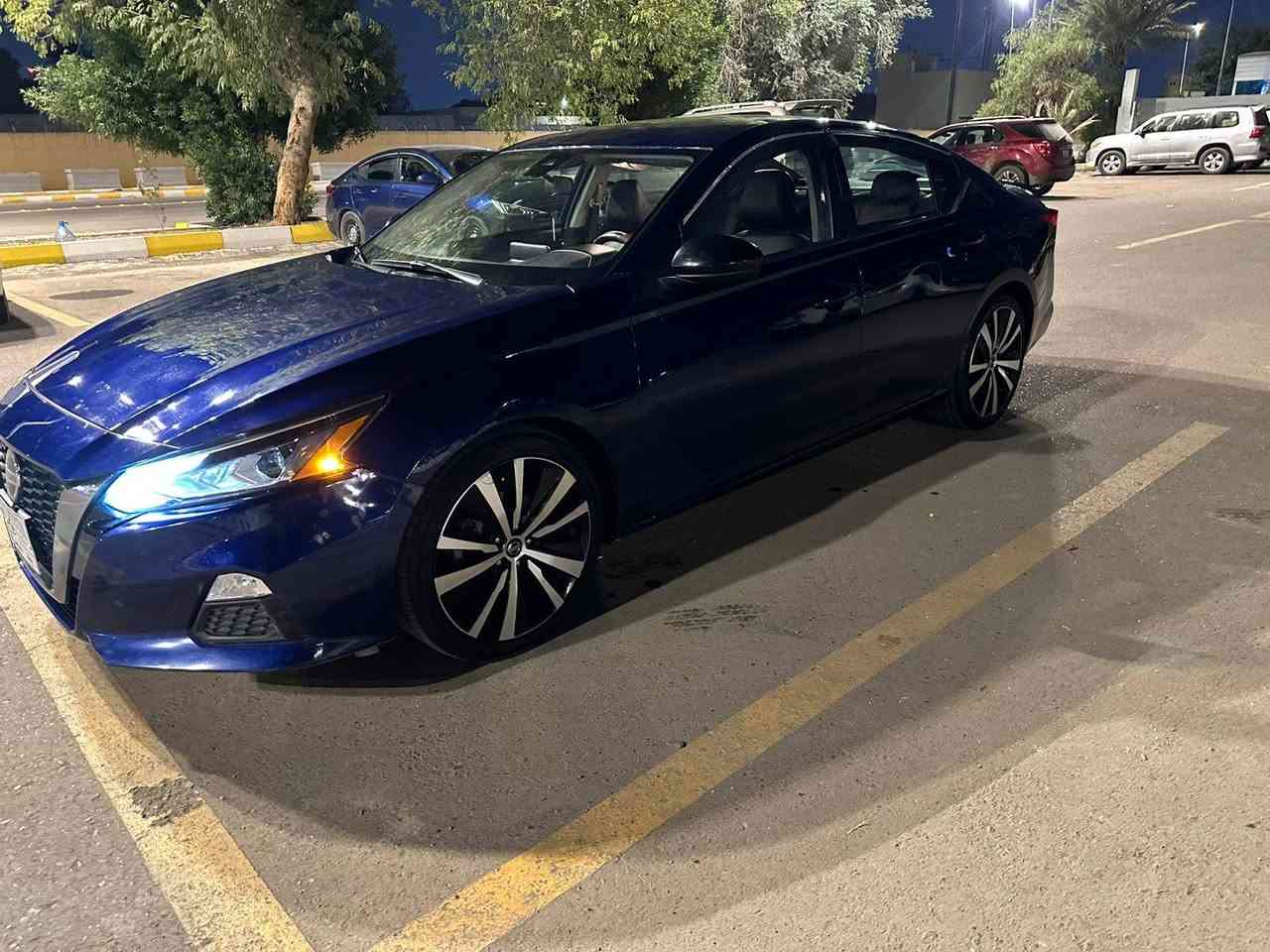 التيما وارد امريكي SR 2021
رقم بغداد معوقين باقيله ٩ اشهر وكالة واقرار 
مكفولة عدا الي موضح بالصورة جزء بسيط مكفول محرك  كير كفالة تخم تاير باتري جديد 
تبريد ثللللج فووول عدا الفتحة 
رادارات توقف ذاتي نقاط عمياء شفتات بالستيرن هواية مواصفات 

رقم الشاصي 1N4BL4CV1MN317086
سيارة جاهزه نظيفه جدا 
مستعجل ع بيع 
السعر 
137 
***********
