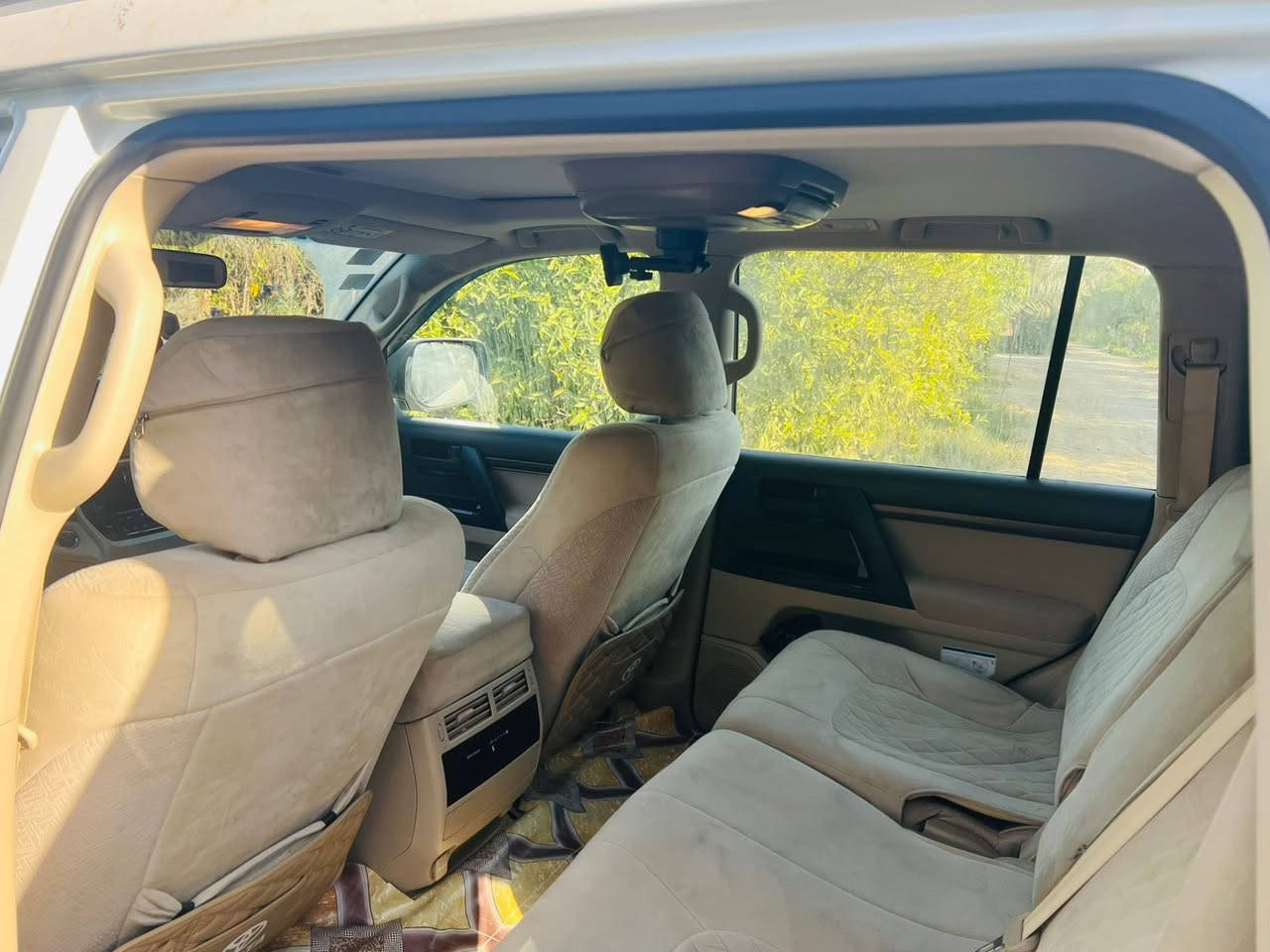 السلام عليكم لاندكروز 2019 مكفوله كفالة عامه ماشيه 64 حقيقي شركه بريم فوول مواصفات مكان الصويره  السعر 585 اتصال *********** رقم بغداد دولي
