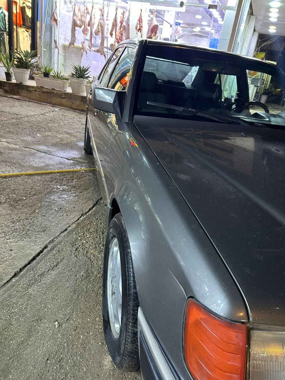 مارسدس دب للبيع ماكان بابل السعر 105ورقه وبيها مجال سياره قطره صبغ مابيه الاستفسار على الرقم ***********
