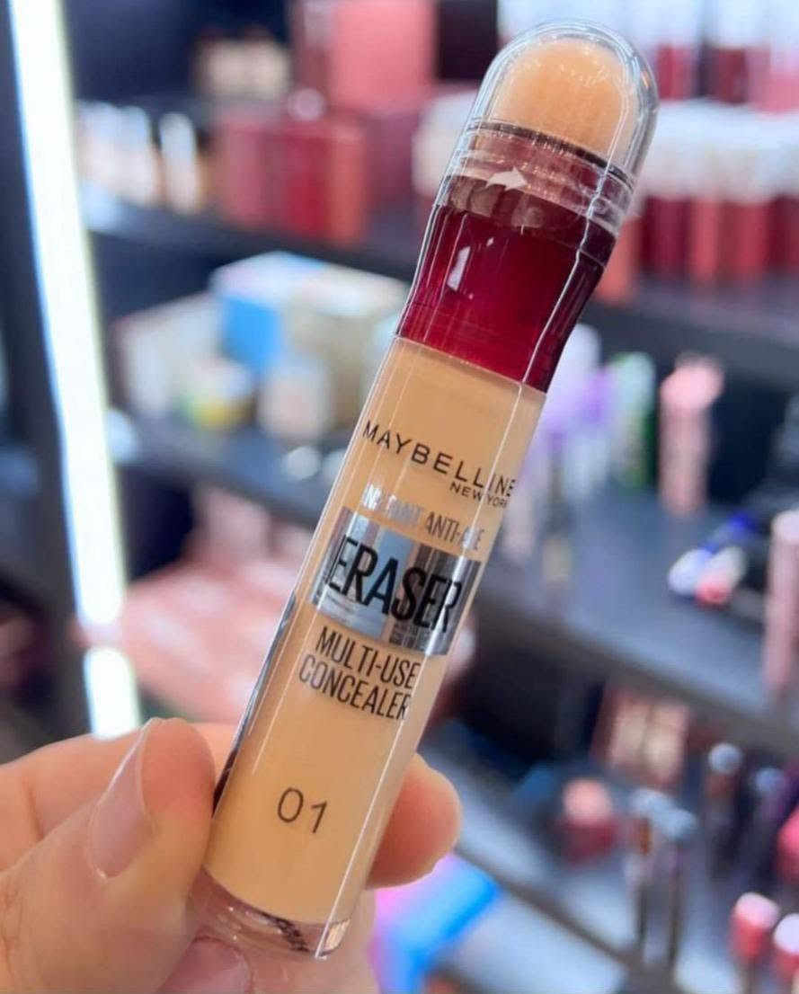 كونسيلر ميبيلين المستورد . 💗Maybeline concealer💗
#الامريكي #الاصلي💯
خافي عيوب سائل بتركيبة مُركزة ولون واضح ..
يحتوي على مواد اخرى تساعد في علاج انتفاخات ماحول العين
العلبة بلاستيكية بحجم صغير مُصممة بحيث تقدرين تحركي الرأس بشكل دائري (لف) لاستخراج المنتج وتوزيعه من خلال الكُرة الإسفنجية على البشرة ..
✅ سعر مناسب
✅ قوامه خفيف
✅ تغطيته عاليه
✅ يضيء ماتحت العين وممكن استخدامه ك (هايلايتر)

طريقة الاستخدام :〽️
✨ ضعي مرطب ترطيبه عالي (برايمر او سيروم) تحت العين عن طريق الطبطبة بالاصبع
✨ ضعي الكونسيلر بعد و وزعيه عن طريق الطبطبة سواءً باليد أو بأسفنجة البيوتي بلندر أو فرشة كابوكي بشكل متساوي
وبعدها يتثبت ببودرة .🌟
جداً جميل للإستخدام اليومي خصوصاً بالصباح، يعطي مظهر طبيعي وسهل دمجه وتوزيعة سواءً باليد أو بالأسفنجة أو بالفرشة.⚡️
الالوان ٣ للسمرة وللحنطية وللبيضة 
المنشأ امريكي 🇺🇸 
السعر 18 الاف
🚘يوجد خدمة توصيل لجميع محافظات العراق ٤ الاف 🚘


**إذا كنت صاحب هذا الإعلان وتريد حذفه لأي سبب، رجاءا أرسل رسالة إلى الدعم الفني**