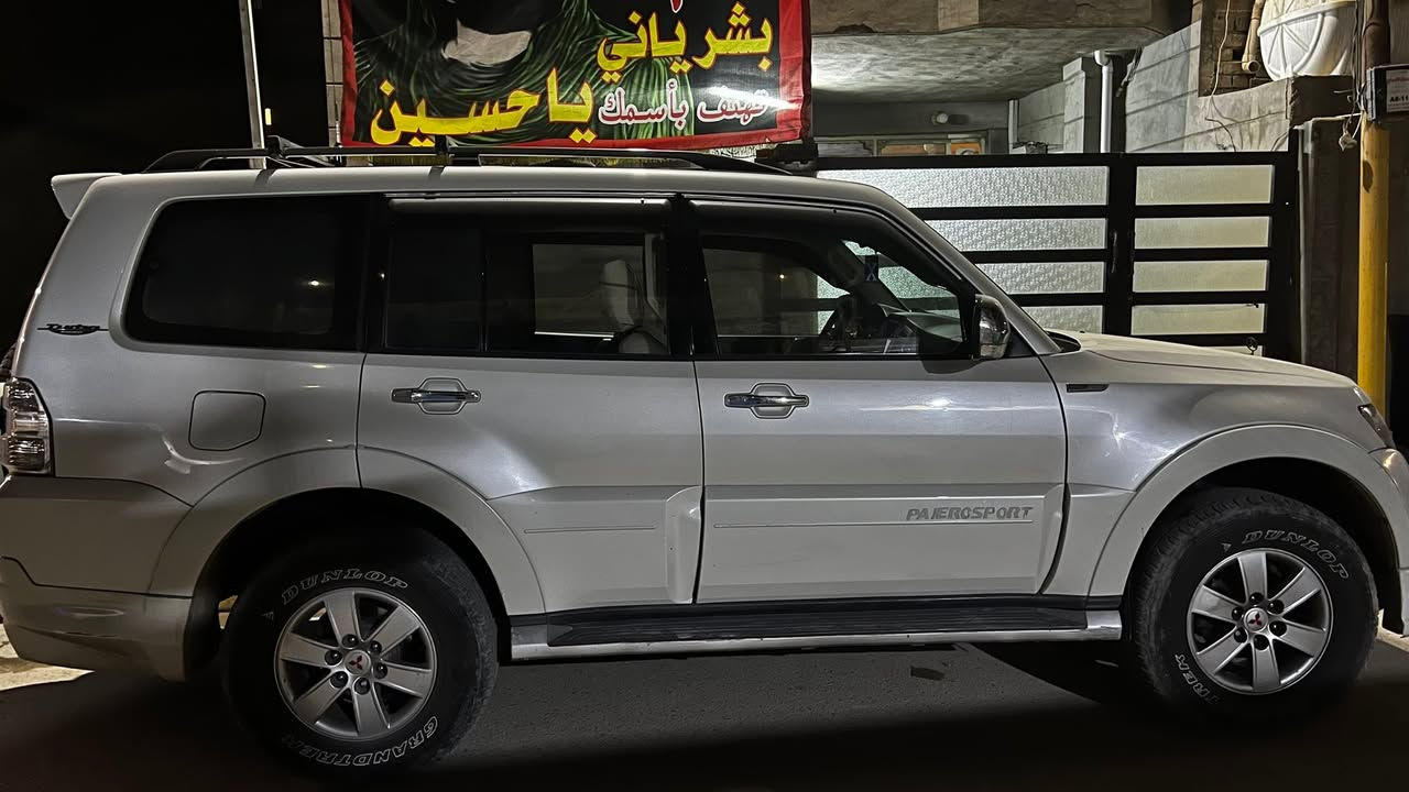 باجيرو رقم بغداد مكفوله كفاله عام اي ضرر مابيها 2008 محرك 3000 سعر 115 وبيها مجال .رقم*********** بيع مستعجل
