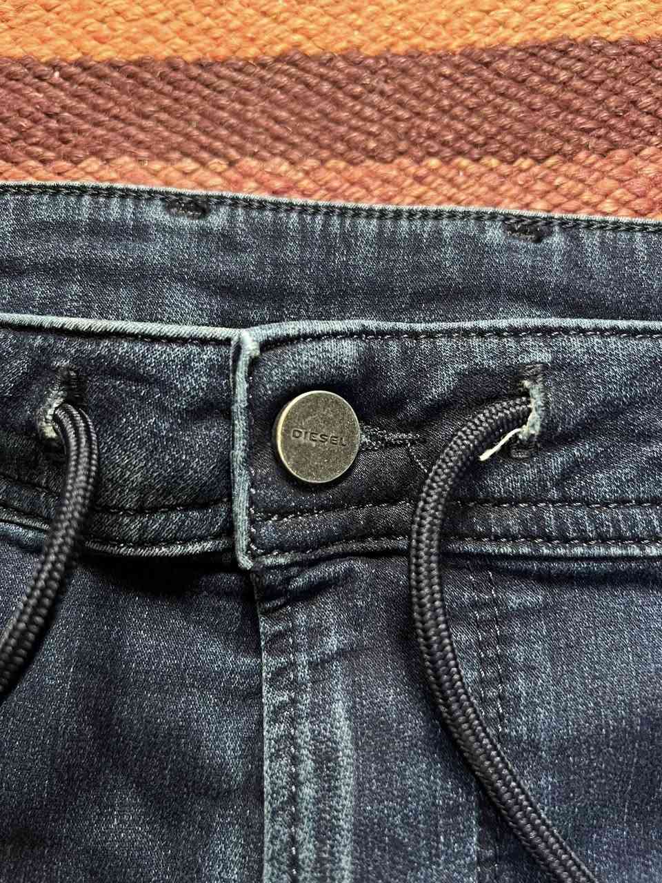 الفول راحه 〽️

ديزل جينز موديل بجامه 
اورجنال وكاله

قياس ٣٨ 
طول ١١٠
السعر والحجز مراسله الصفحه او واتساب


**إذا كنت صاحب هذا الإعلان وتريد حذفه لأي سبب، رجاءا أرسل رسالة إلى الدعم الفني**