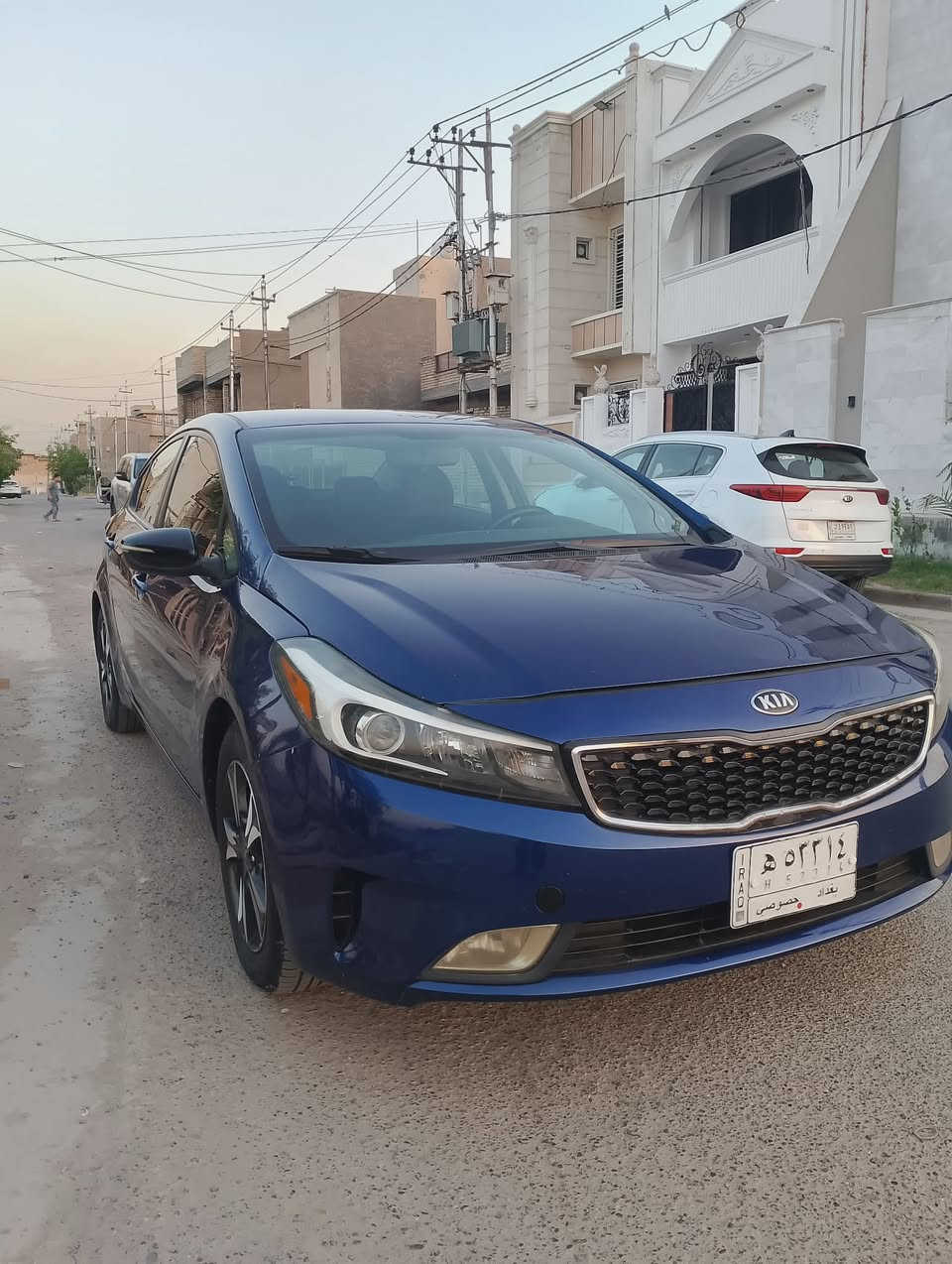 فورتي 2018 مكينه 2000 دوش
حادثهه جاملغ وبنيد صطحي بدون دواخل 
صور الحادث موجوده بل منشور 
تخم تاير جديد صدر كله جديد 
تبريد ثلج كي ومكينه جاهزات 
منضومه زنون تحكم جهتين
3 وضعيات قياده شاشه بلاديه 
مكاني بغداد الكرخ 
سعر 108
***********
