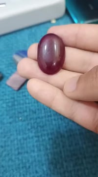 احجار كريمة • للبيع • مجوهرات