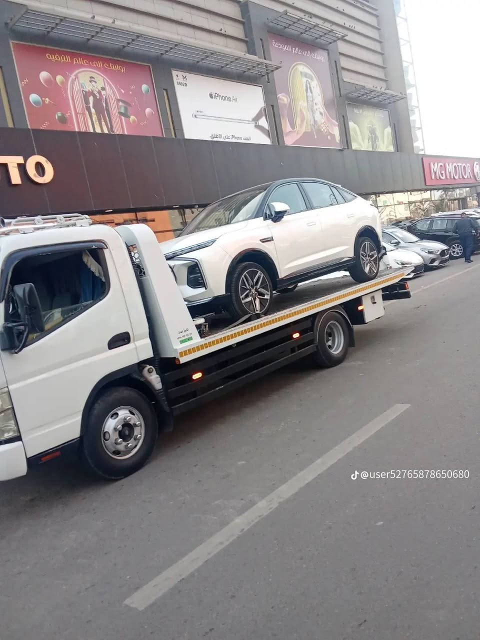 كرين لاجر 24ساعه بخدمتكم بغداد وخارج وادخل وكل المحافضات ***********
