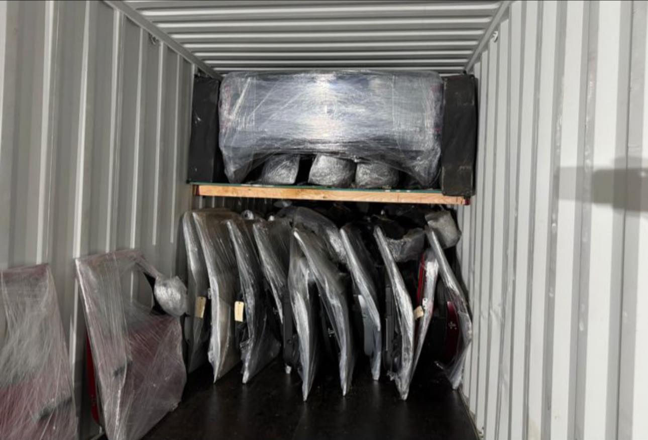 وصول حاوية جديدة لجميع ادوات جيب الشكل القديم والجديد رانكلر كومباس كراند شيروكي كراند واكنير ورام

للاستفسار الاتصال على هذا الرقم ***********
بغداد-الكرادة-مجمع مشن
