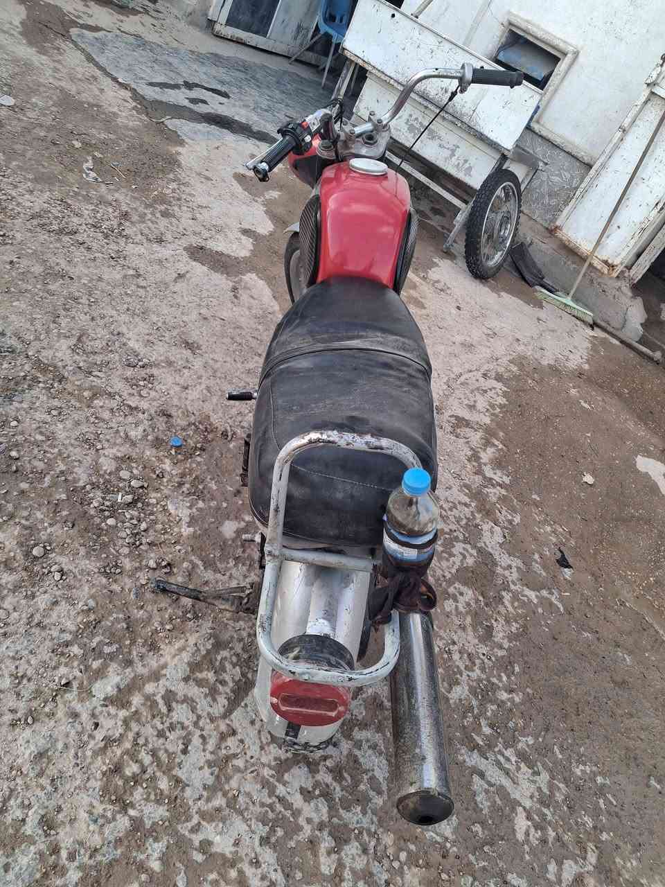 سلام عليكم للبيع امزت ٨١  بي لحيم خشم وجوي كشن  كصه ٧  كير بي ثالث السعر ٣٥٠ مكاني فلوجة هاتف ***********يوجد  من رخصت مدير الكروب المحترم
