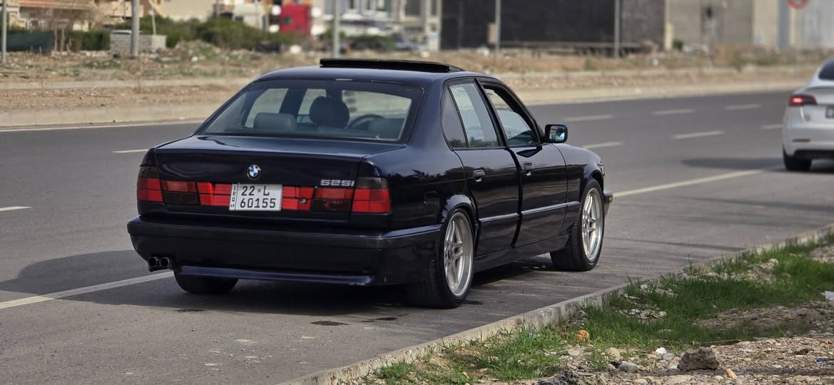 BMW 1990 ره نگی نیلی  525 كه پس گیر تؤماتيك  2 جام کاره با کوشین کاره با کوشین هیته ر سلایت چاوار تایو ویلی لوکی ئيمى له سه ره ده عاميه كانى ئيمه گیرو مه کینه و کاره بای و ته بریتی به شه رته ره قه مووی شتی هه مووی نویه ته نها ۱ حه فته یه سه نه وی به سه ر چوو ه وه لامی نامه ناده مه وه له گه ل ریزم  ژماره ی خاوه نی ۰۷۵۱٧٣١٥٣٠٩ أربيل, العراق


**إذا كنت صاحب هذا الإعلان وتريد حذفه لأي سبب، رجاءا أرسل رسالة إلى الدعم الفني**