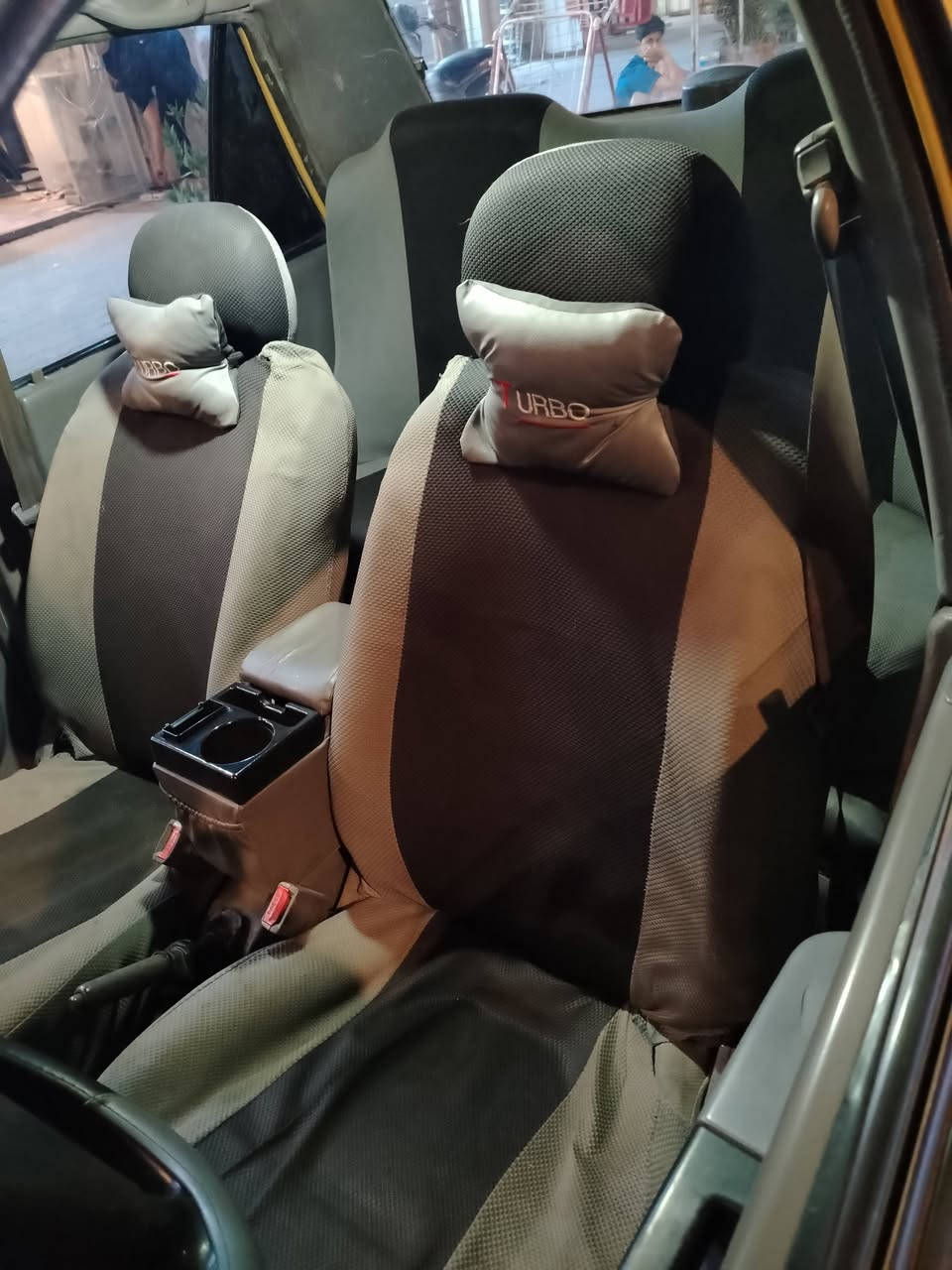 السلام عليكم سايبا للبيع بيه مبدل جاملغ شواصي معمرات حداديه جديده محرك وكير جدد تايرات كهربائيات شغاله بأسمي هيئه غرامات مصفره كربلاء المقدسة حي القدس *********** خاص مغلق السعر 33 وبيها مجال
