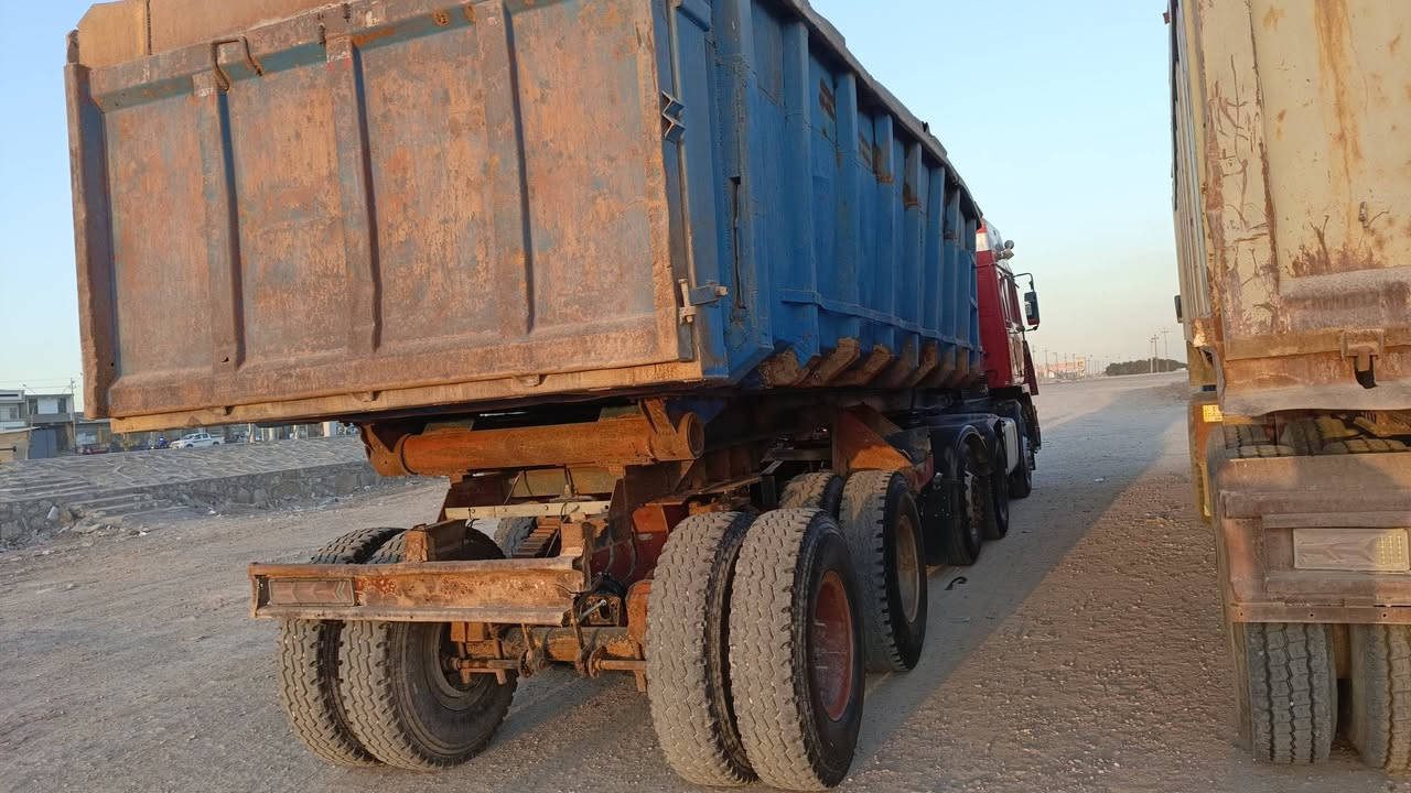 عربانه كلابه لبيع مكفوله من كلبه ومن كسر تخم تاير عله 20 دناكير 14 مدور جدد عربانه جاهزه كبل لشغل ذرعتها 27 متر بدون تعلوانه السعر 40 وبيها مال لشراي مكان العربانه رمادي خمسه كيلوه مقابيل مطعم حجي محمد لستفسار عل رقم 📱 مكلف بنشر مارد خاص ‏‪***********‬‏
