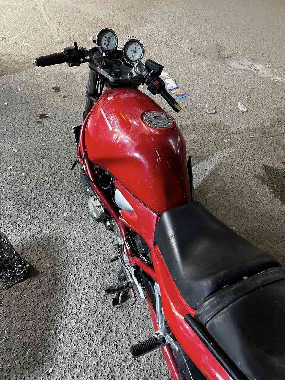 السلام عليكم دراجه باندا 400 دراجه مكينه مجفته جديد و جاهزه بس الكابريترات يحتاجلهن تبديل اني ابيعلك كوم حديد بس امانت الله بس الكابريترات عطلهه مكاني بغداد البياع الشهداء سعر 500 وبيهه مجال رقمي ***********
مفتوح خط و واتساب
