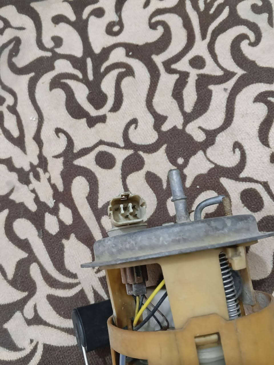 السلام عليكم شباب عبوة فيتبم اسبكترا للبيع نضيفة وشغاله بيها فيتبم السعر 50وبيها مجال 
*********** العنوان كربلاء شارع المدرسي
