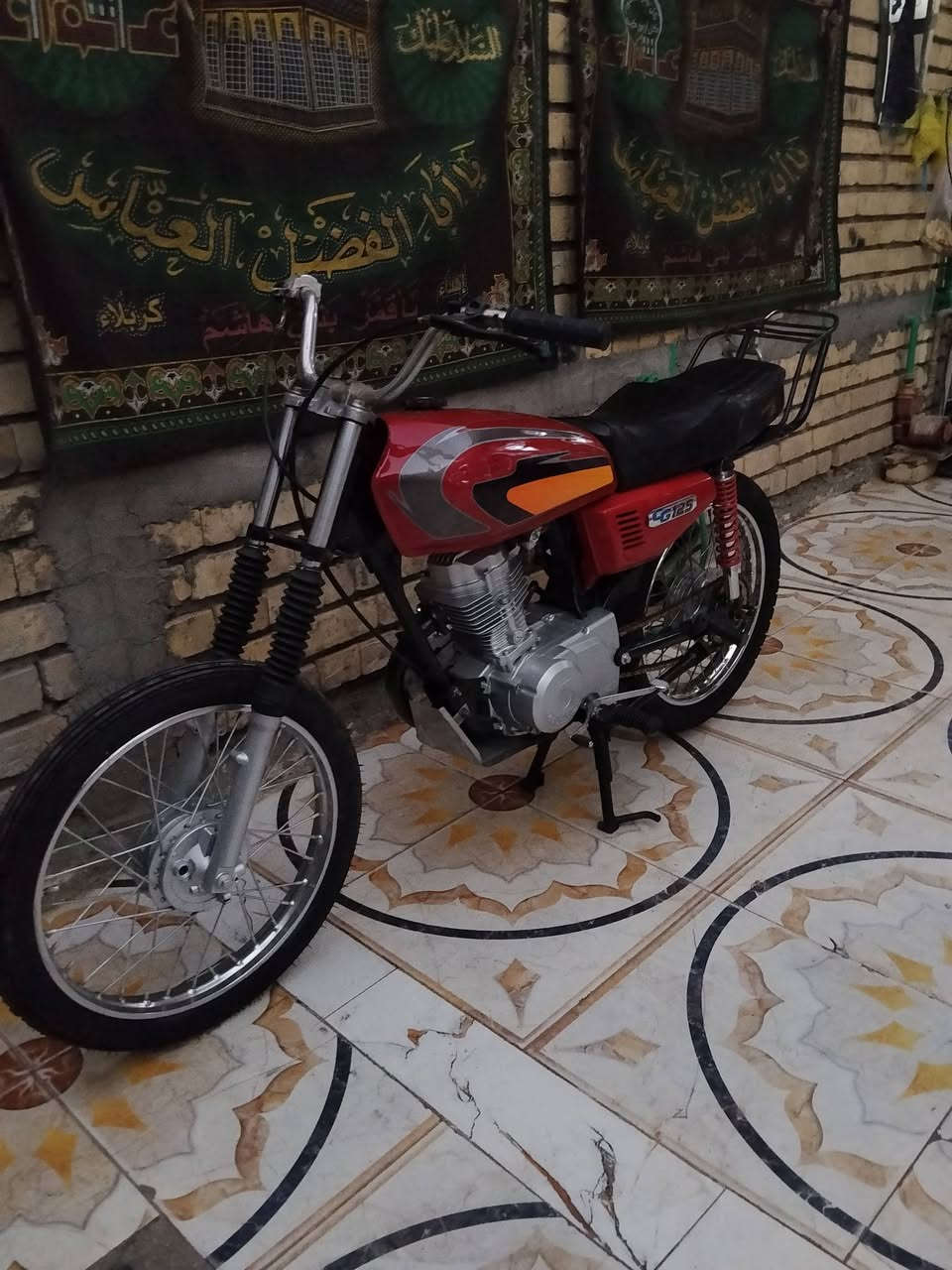 للبيع ايراني تعمير تلاش غنيه عن التعريف كلك كفاله نضافه كدامك  تفاصيل ع رقم الهاتف كربلاء قرب فندق البارون ***********
