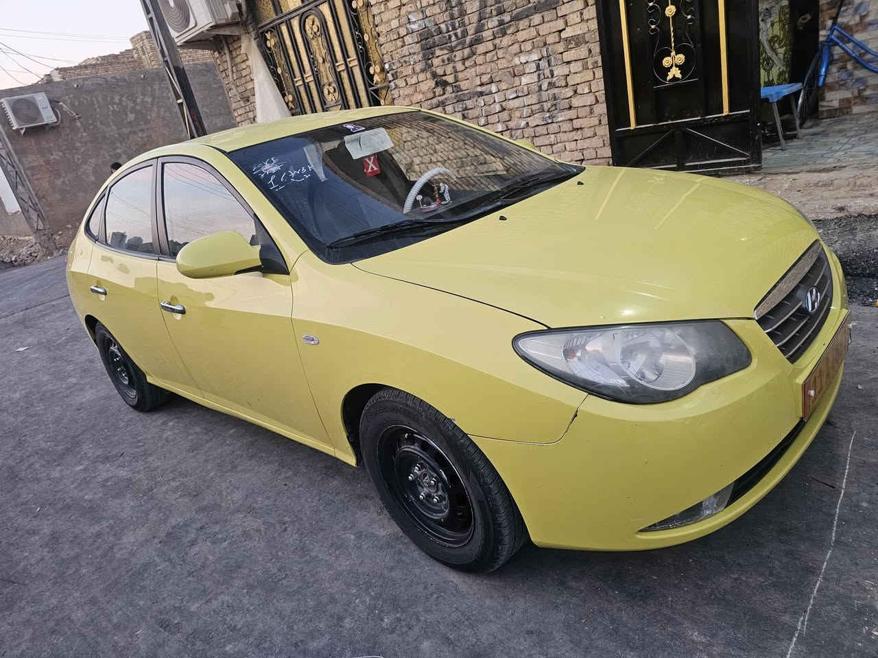 سلام عليكم شباب سياره لبيع دوات دوات سياره كصه جنطه سياره كفاله كير ومكينه خير من الله تخم تاير جديد حداديه نص عمر رقم بغداد المكان ميسان عماره رقم *********** سعر 45 وبيه مجال الشراي
