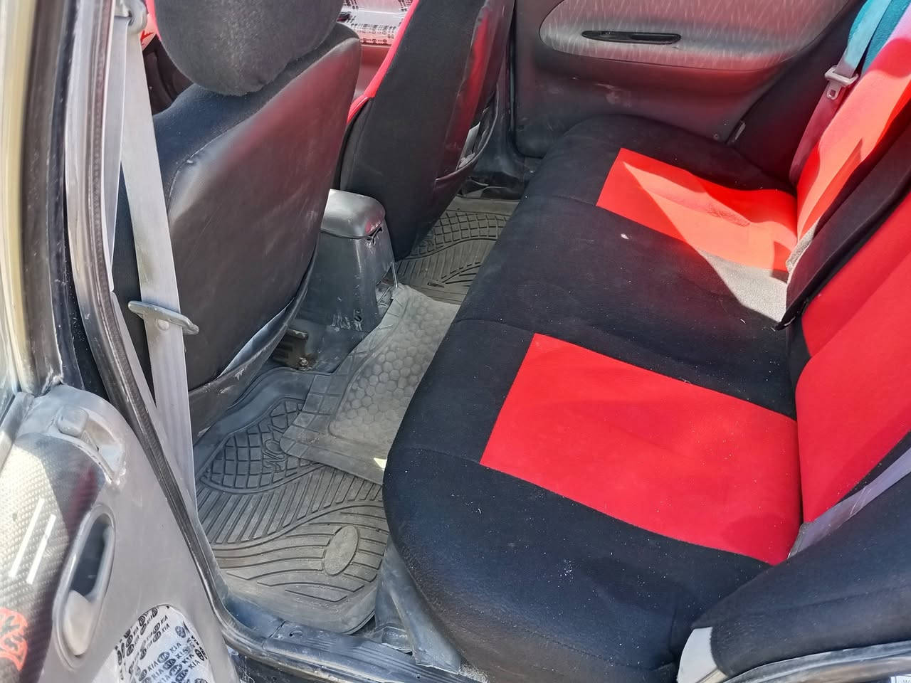 السلام عليكم سيفيه 94بغداد انكليزي سنويه 2031 تحويل مباشر مكرك مفتوح كير عادي حداديه جديدة تايرات 100/70 كهربائيات كلها شقاله سيارة جاهزة السعر 38وبيها مجال مكان بغداد الرضوانيه ***********/***********
