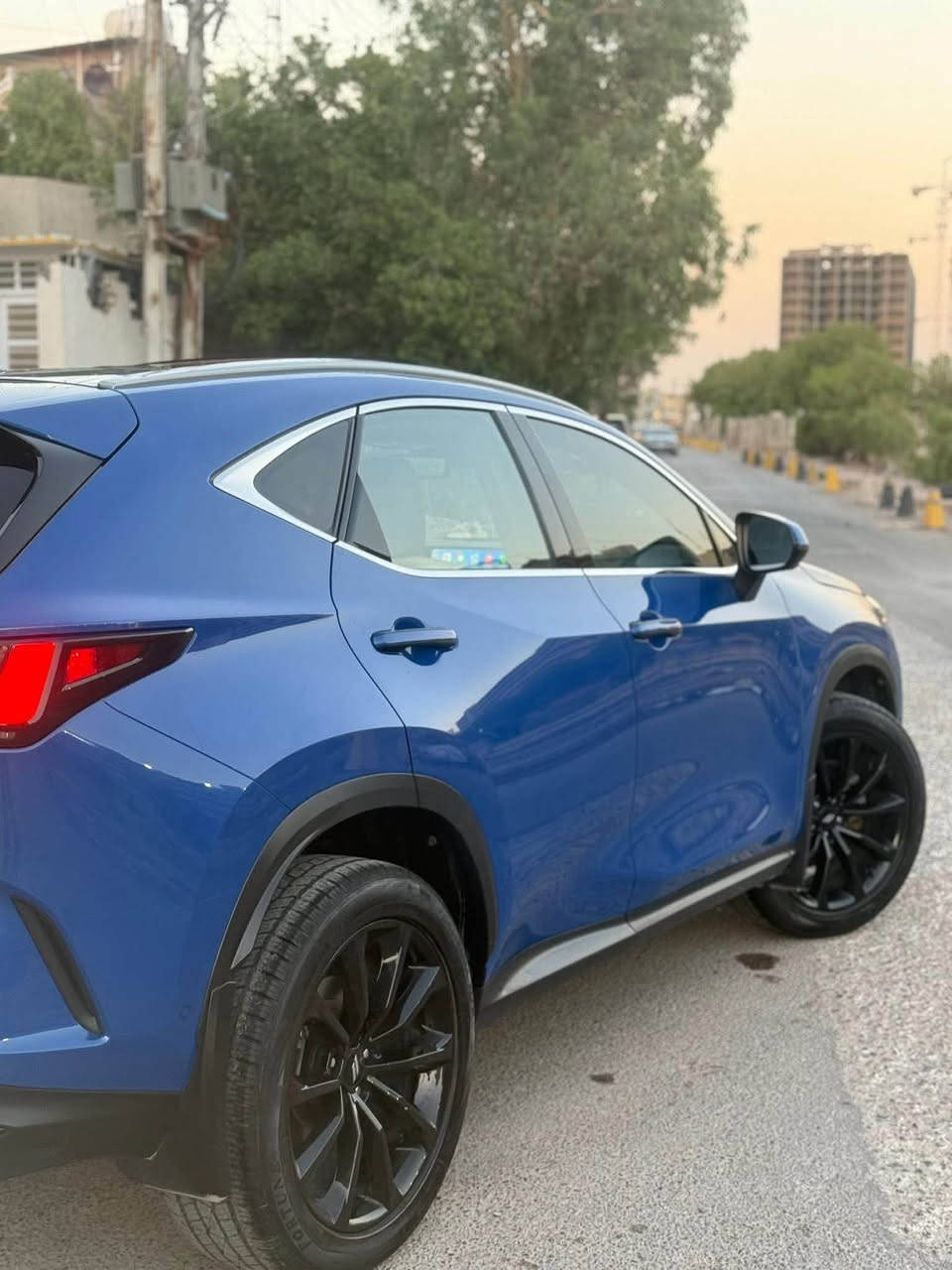 اعادة نشر بسعر مناسب لكزس NX350h فئة2022 luxury premium فول مواصفات الفئه الاولى باللكزس قطعتين صبغ رقم بغداد باسمي 
ماشيه 90
مواصفاتها
بانوراما
داتا شو
٥ كامرات 
سستم صوت mark levinsion الثاني عالميا 
تبريد وتدفئة مقاعد
تدفئه ستيرن 
لايت ليزري
شاشة اكبر حجم
رادار امامي 
رادار خلفي
رادار جانبي
اوتو بارك(تطبگ وحدها)
كشن بلادي ابيض واسود
السعر 25.500$
مكاني الغزاليه
رقم ***********
