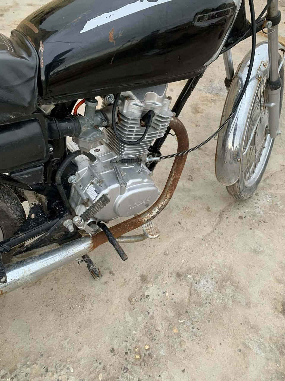 سلام عليكم دراجه للبيع بدون وراق ***********
