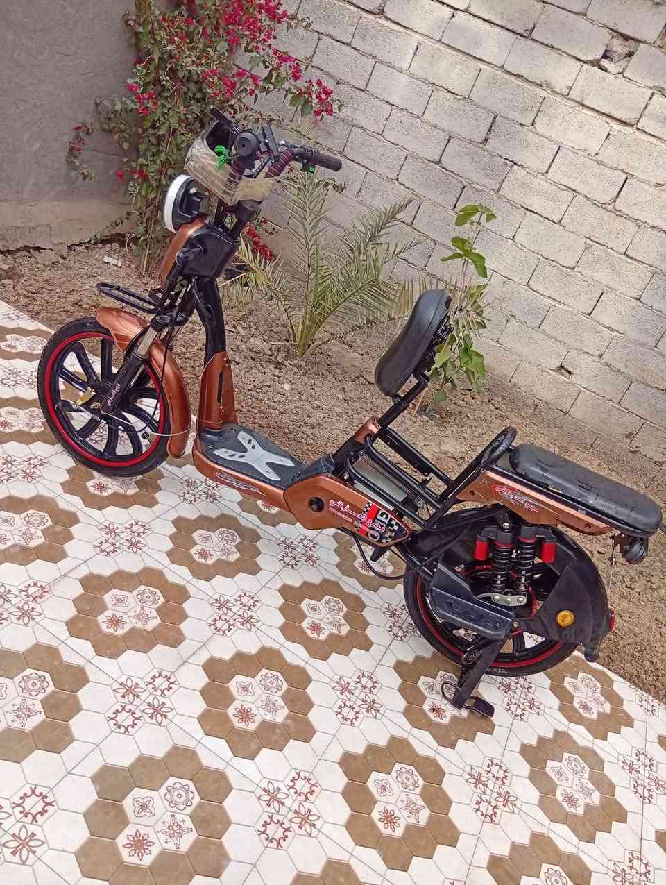 سلام عليكم دراجه شحن نضيفه كلش البيع سعر300 شراي هذه👈رقمي***********
